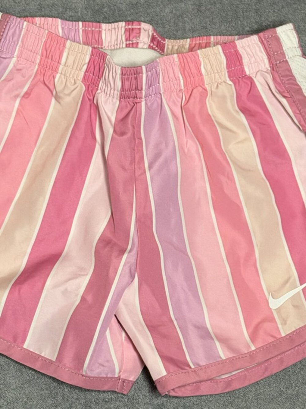 Nike Girls Multicolor Athletic Shorts - Youth Size 5-6 (Pink/Black) - Picture 9 of 9